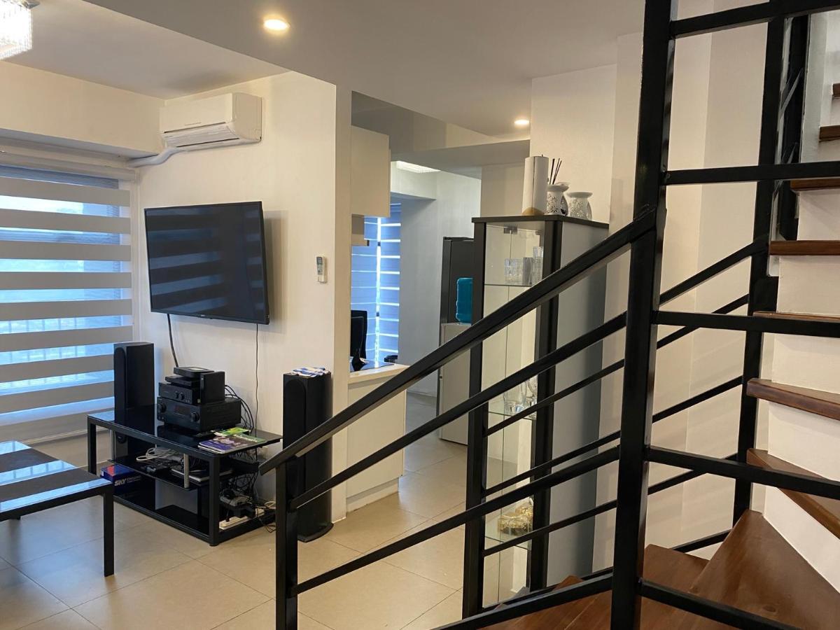 Penthouse Suite At Porto Vita Towers In Cubao Quezon City Manilla Buitenkant foto